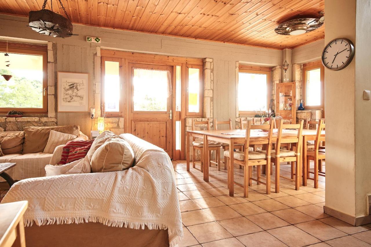 Elisson Hostel Krioneri  Luaran gambar